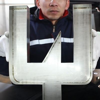 E500 Metal Signs Making Tool Channel Letter Laser Welder Machine for Sign Steel Welding